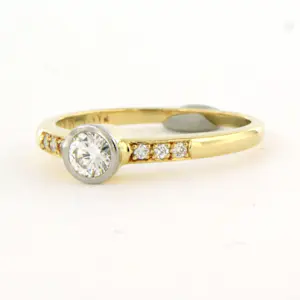 RICHARZ 18k bicolour gouden ring met briljant geslepen diamant tot. 0.33ct kopen? Bied vanaf 475!