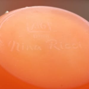 Elizabeth Garouste - ism Mattia Bonetti: 2 objecten vervaardigd voor Nina Ricci, 1993 kopen? Bied vanaf 150!