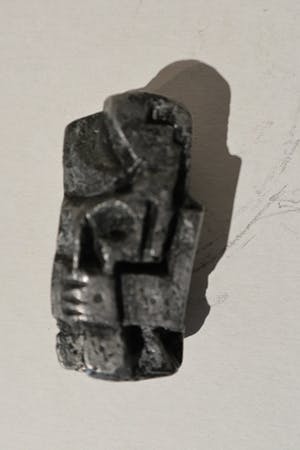 Niet of onleesbaar gesigneerd - Beeldje is in lood gegoten kopen? Bied vanaf 10!