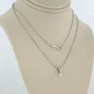 14k wit gouden collier met solitair hanger met briljant geslepen diamant 0.09ct kopen? Bied vanaf 185!