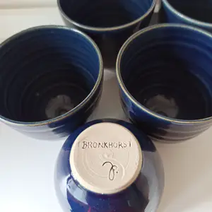 Han Cornelissens - vijf kopjes voor Bronkhorst keramiek kopen? Bied vanaf 1!