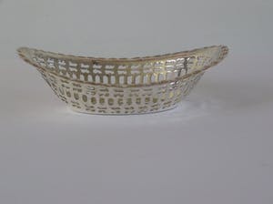 Niet of onleesbaar gesigneerd - Verzilverd Ajour bewerkte broodmand - A&R Sheffield - Engeland kopen? Bied vanaf 1!