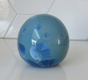 Peter Selhorst - Keramisch bol object met blauw kristalline glazuur kopen? Bied vanaf 1!
