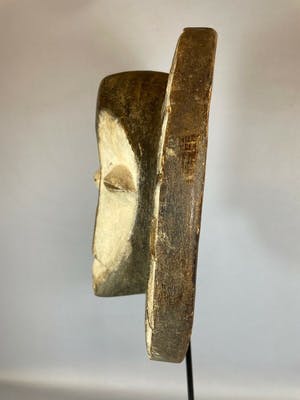 Lega - 210820 - Tribal used African TWIN mask from the Lega Bwami - Congo. kopen? Bied vanaf 65!