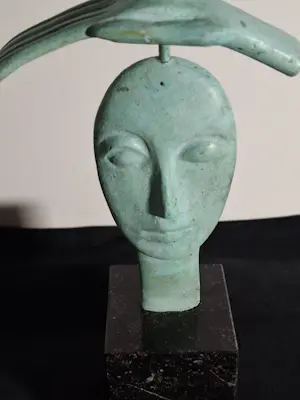 Isabel Ruys-Dudok van Heel - Gepatineerd bronzen beeld. kopen? Bied vanaf 75!