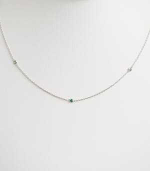 0.31ct Emerald Necklace kopen? Bied vanaf 190!