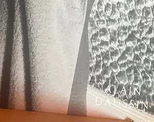 Alain Daussin - Nach der Dusche: Weiblicher Akt mit Zigarette kopen? Bied vanaf 49!