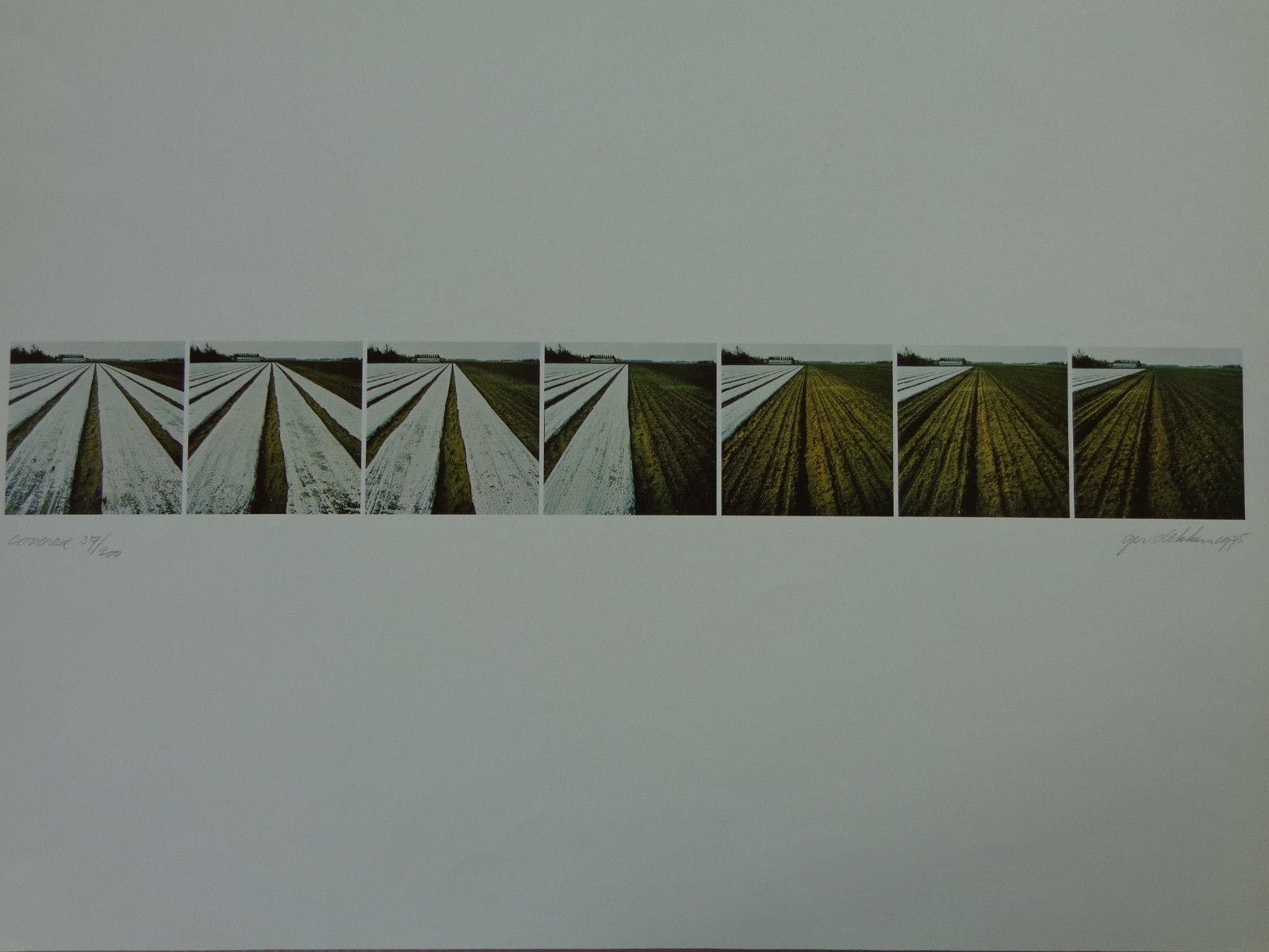 Ger Dekkers -  COVERED / OFFSETLITHO / 46x60cm / SIG / 1975 verkocht voor € 55!
