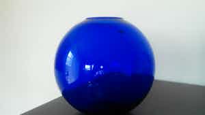 Royal Leerdam - Blauwe bolvaas verkocht voor € 33!