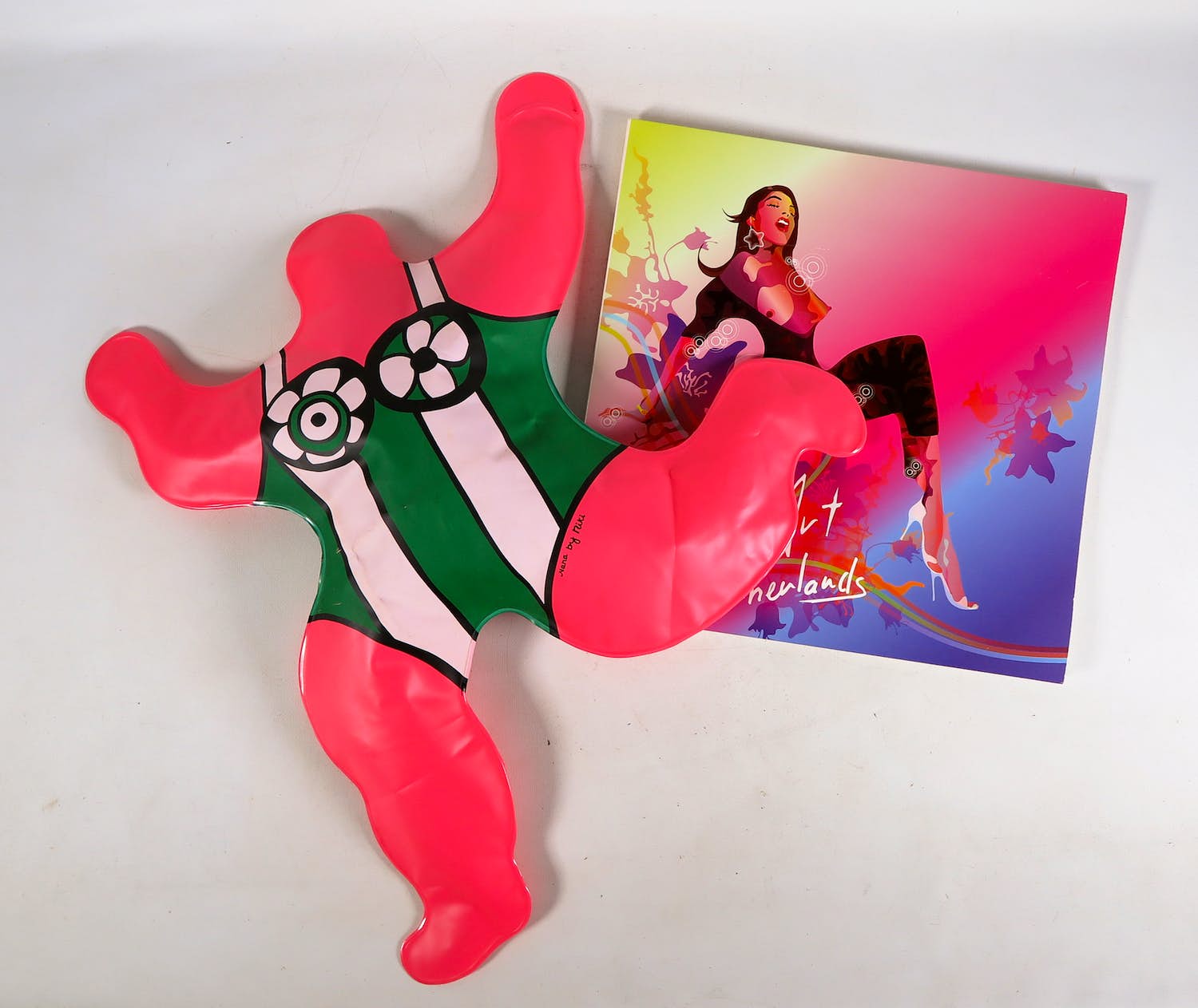 Niki de Saint-Phalle - Lot - Inflatable Nana en Tentoonstellingscatalogus Pop Star Art The Netherlands kopen? Bied vanaf 1!