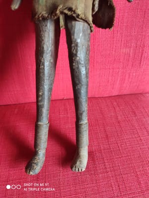 Dogon - houten POP, aangekleed kopen? Bied vanaf 1!