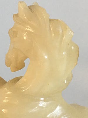 Niet of onleesbaar gesigneerd - Italian alabaster. Horse Sculpture kopen? Bied vanaf 1!