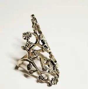 Vintage handgemaakte echte Zwitserse filigraan setting zilveren gotische ring kopen? Bied vanaf 75!