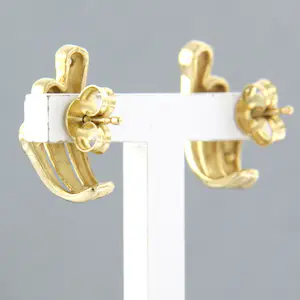 14k geel gouden oorknoppen bezet met single cut geslepen diamant kopen? Bied vanaf 145!