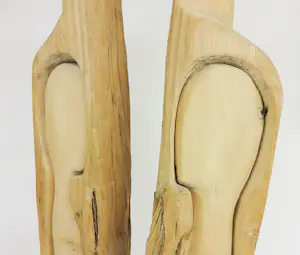 Niet of onleesbaar gesigneerd - Zeer groot houten scultpuur, Twee figuren kopen? Bied vanaf 1!