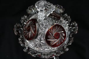 Niet of onleesbaar gesigneerd - Zwaar Kristalen Bonboniere. kopen? Bied vanaf 1!