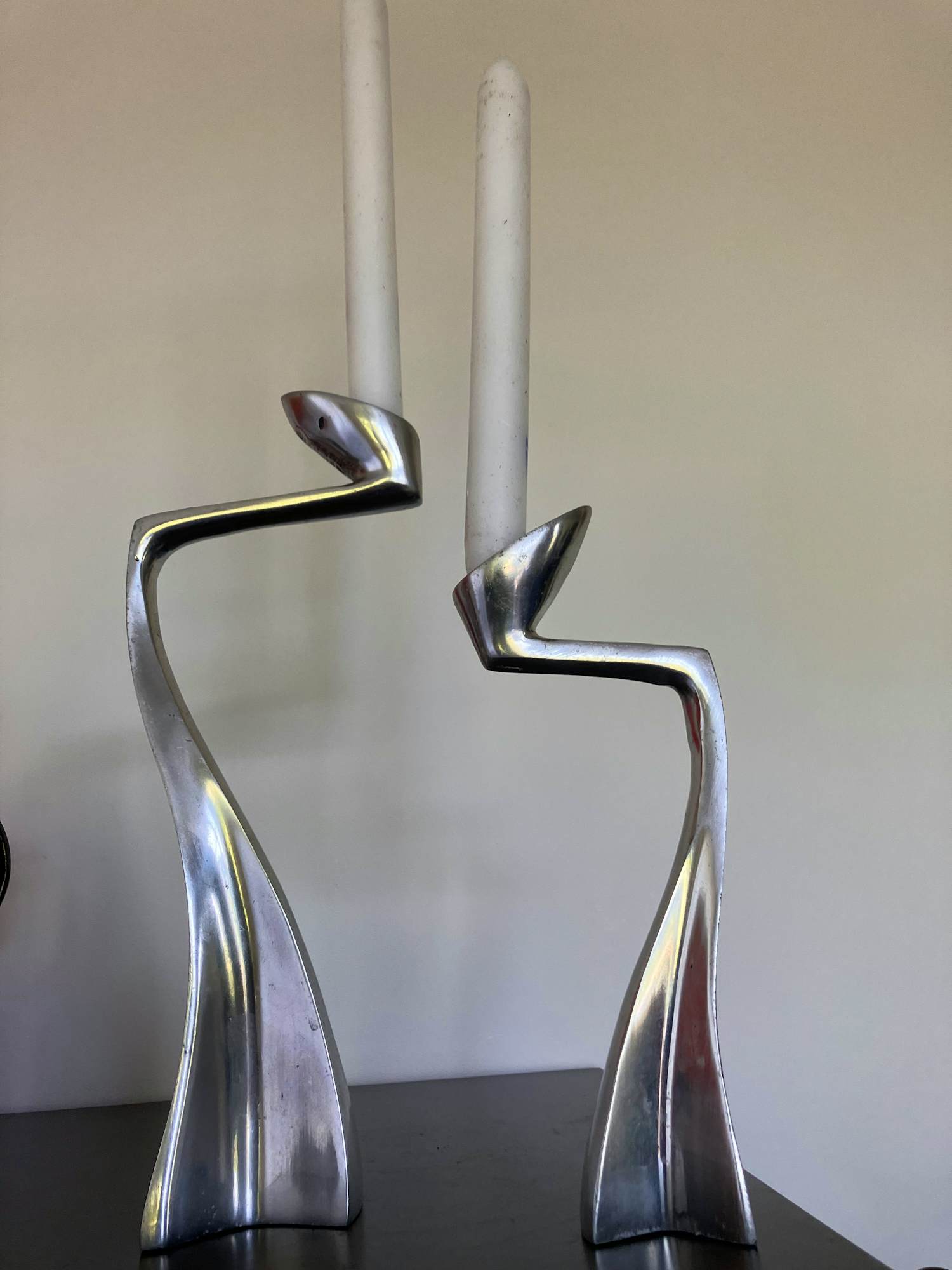 Matthew Hilton - Kandelaars : Zwaan verkocht voor € 69!