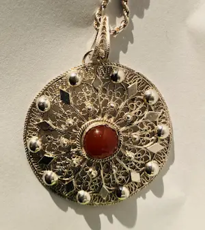 Zilver - 925 ketting met filigrain zilveren hanger met carneool - keurmerken kopen? Bied vanaf 70!