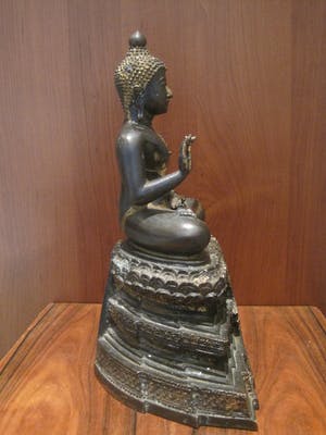 Heiligenbeeld - Boeddha in Rattanakosin stijl kopen? Bied vanaf 210!