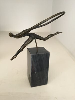 Corry Ammerlaan - Sculptuur “ De sprong wagen “ kopen? Bied vanaf 30!