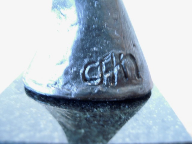 Corry Ammerlaan - Serie van 3 zeer moderne bronzen beeldjes. kopen? Bied vanaf 45!