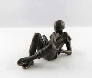 Astrid Veldhuyzen-Koppen - Brons, Lezend meisje kopen? Bied vanaf 35!