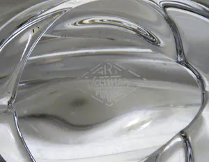 Niet of onleesbaar gesigneerd - Design kristallen dolfijn van "Art Vannes France". kopen? Bied vanaf 1!