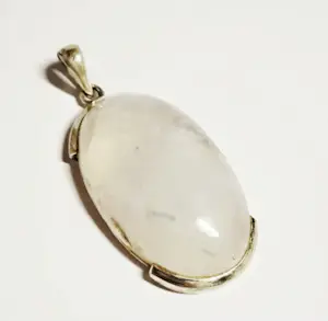 Nieuwe 925 zilveren hanger met prachtige regenboog maansteen kopen? Bied vanaf 65!