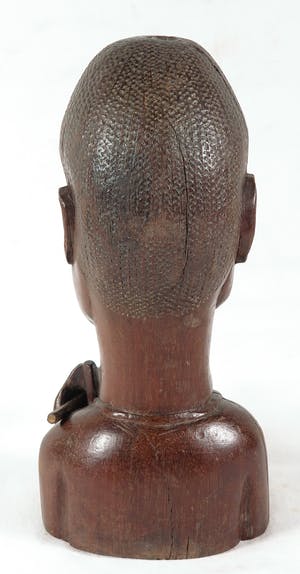 Kuba - Borstbeeld van een dignitarisfiguur met een speer kopen? Bied vanaf 1!