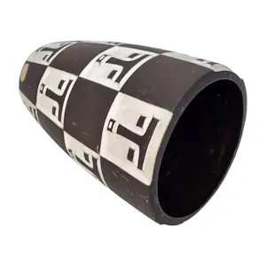 Potterie Ravelli - vaas met decoratie van maskers kopen? Bied vanaf 65!