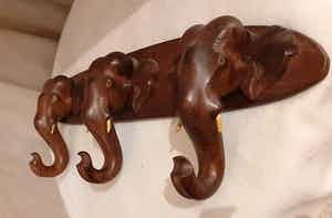 Kleidinghanger antiek met 3 olifanten - Oriental stijl verkocht voor € 1!