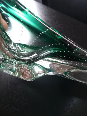 Niet of onleesbaar gesigneerd - Glazen Triangle met glasbelletjes. kopen? Bied vanaf 1!