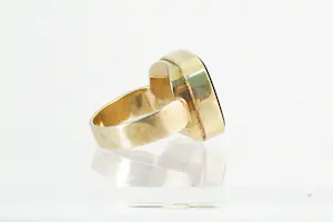 04- Opvallende retro 14krt goud & onyx  "intaglio ring" - romeins soldaat kopen? Bied vanaf 330!
