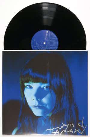 Nobuyoshi Araki - Handgesigneerde binnenhoes - Album van Bjork - Telegram (Gelimiteerde oplage) verkocht voor € 1!