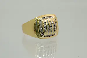 17 - Vintage 18krt geelgouden heren carré of cluster ring met 0.75ct diamant kopen? Bied vanaf 750!