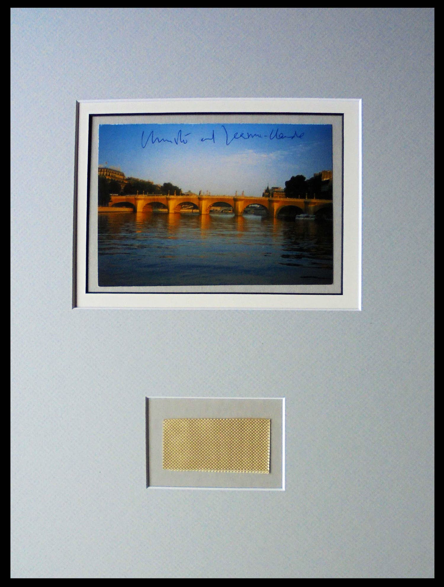 Christo - Project " Pont Neuf wrapped " 1983 - inc. original stofmonster - handgesigneerd kopen? Bied vanaf 139!