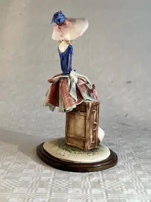 Emelio Tezza - Emily in Paris (Limited Edition no. A163) kopen? Bied vanaf 50!