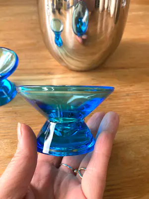Iittala - Set van 2 Iittala Finland, Kartio kandelaars blauw - door Kaj Franck kaufen? Bieten Sie von 29!