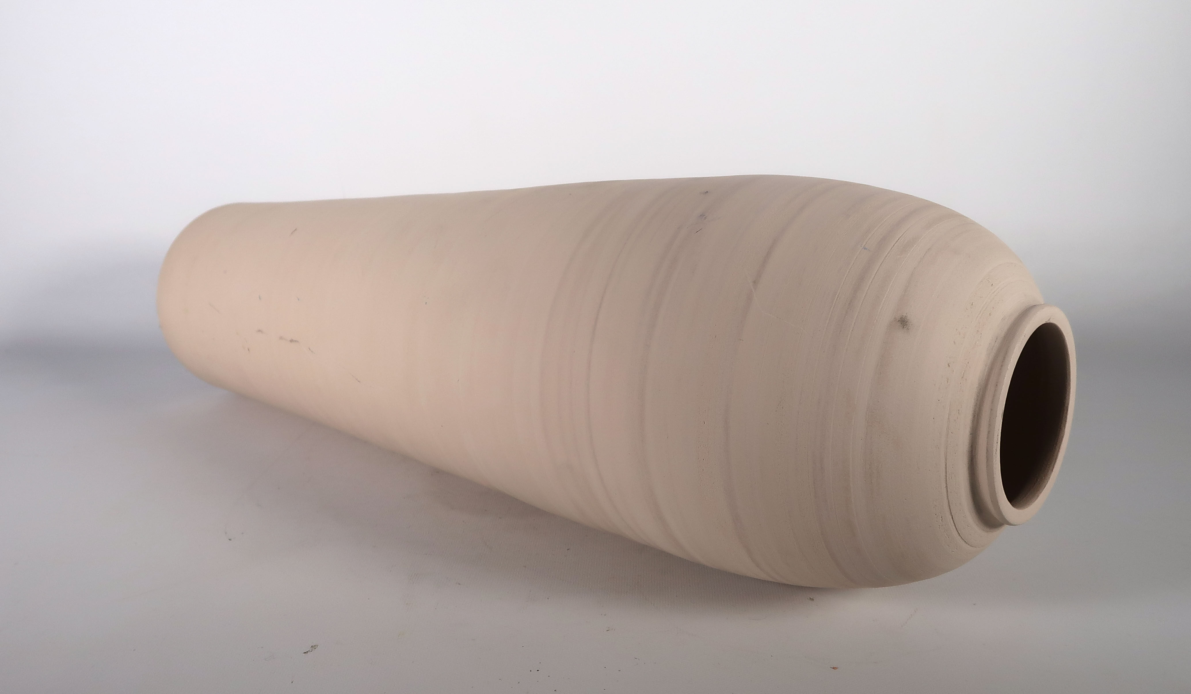 Corry Ammerlaan - Aardewerk en brons, Kruik met deksel kopen? Bied vanaf 60!