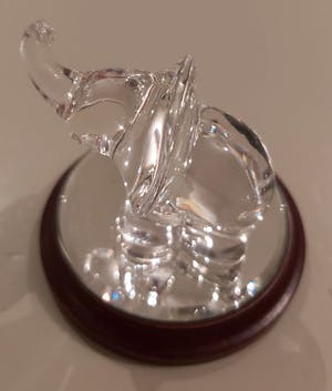 Niet of onleesbaar gesigneerd - Glazen objecten ter decoratie kopen? Bied vanaf 1!