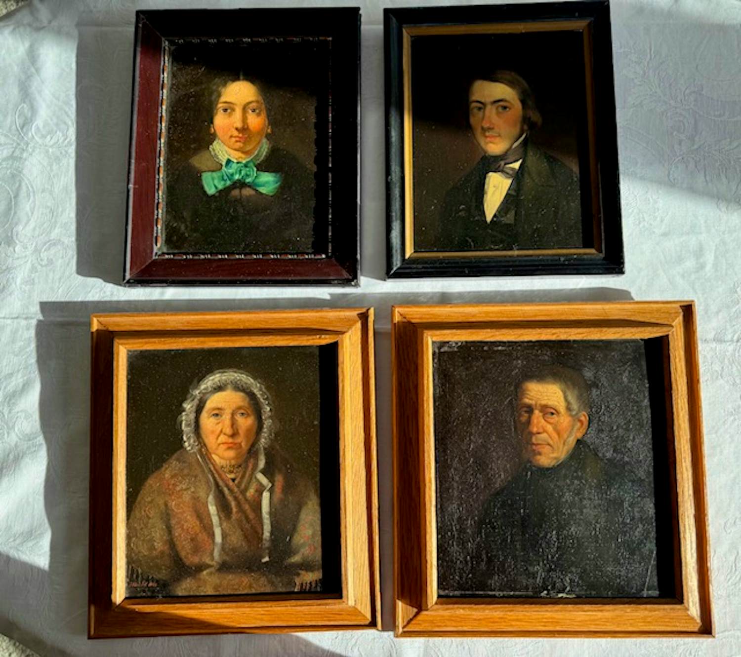 Joseph Van Lil - Familie Joseph Van Lil kopen? Bied vanaf 100!