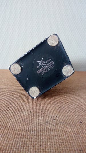 Niet of onleesbaar gesigneerd - ROS Design Parastone Beeldje - Liefdespaar kus - Gesigneerd kopen? Bied vanaf 10!