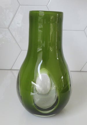 Niet of onleesbaar gesigneerd - Groene vintage "Doorkijk" vaas - Murano kopen? Bied vanaf 10!