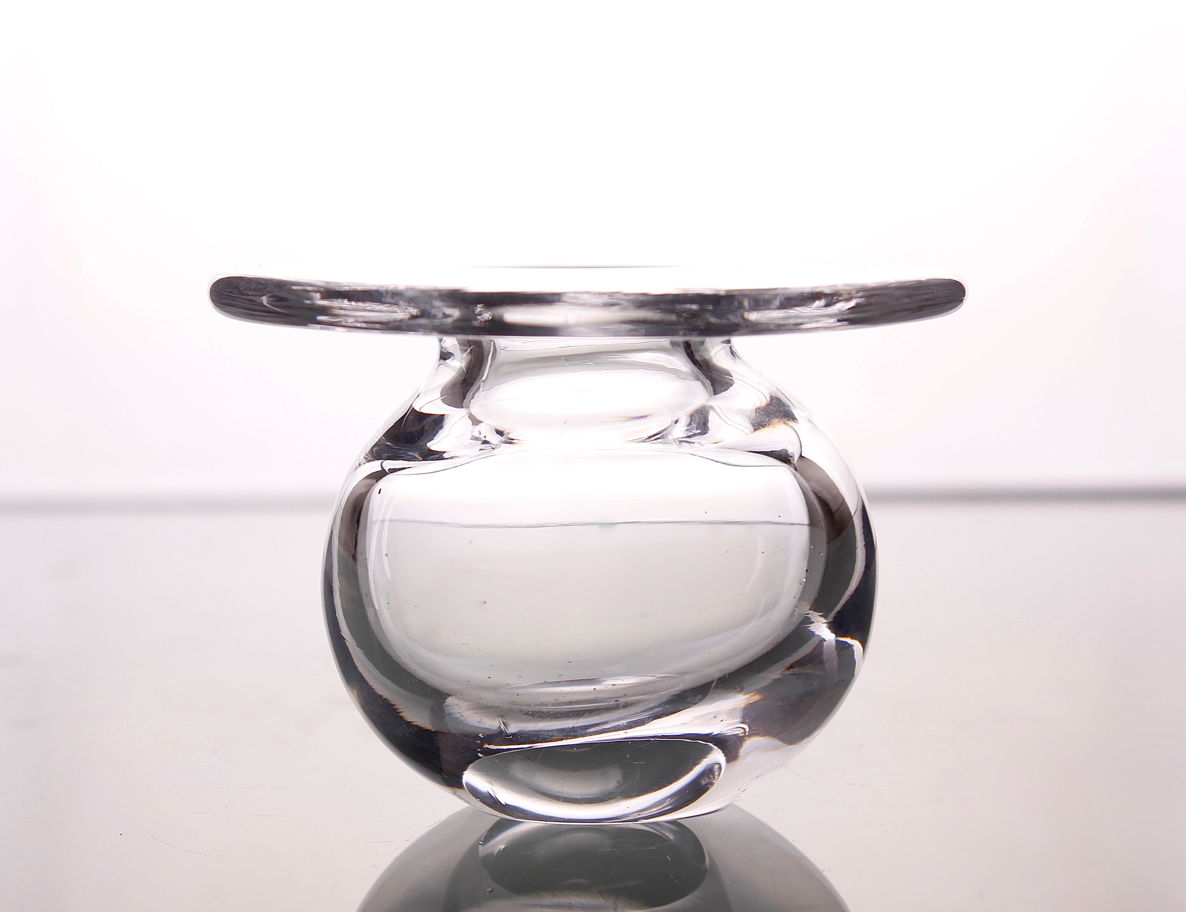 Nanny Still - Riihimaen Lasi - Saturnus vaasje -1960's kopen? Bied vanaf 9!