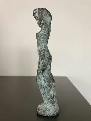 Brons (Onbekend) - Jonge vrouw kopen? Bied vanaf 39!