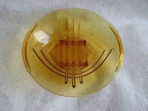 Sklo Union - Rudolfova - Carl Stolzle art deco schaal persglas kopen? Bied vanaf 1!