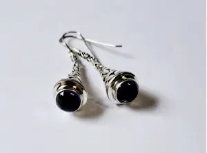 Nieuw Zilveren Byzantijnse Bungel oorbellen, met bolvormige Amethist kopen? Bied vanaf 65!