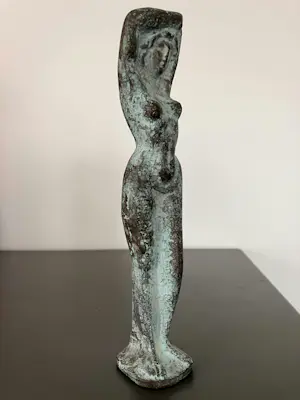 Brons (Onbekend) - Jonge vrouw kopen? Bied vanaf 39!