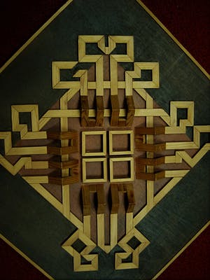 Har Sanders - Unieke in de jaren 60 gemaakte houten Geometrische voorstelling kopen? Bied vanaf 10!