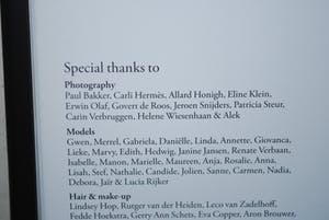 Mart Visser - Gesigneerd boekwerk 'Les Femmes' 2007, fotografie Erwin Olaf, Carli Hermes e.a. kopen? Bied vanaf 45!